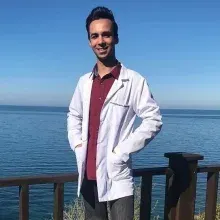 Dyt. Mustafa Zoriç — Diyetisyen, Mersin. Portre fotoğrafı.