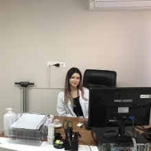 Dyt. Beste Duman — Diyetisyen. Portre fotoğrafı.