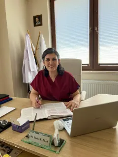 Op. Dr. Emine Elmas profilinde yer alan galeri fotoğrafı.
