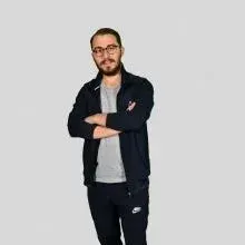 Fzt. Ali Karabulut — Fizyoterapi Ve Rehabilitasyon. Portre fotoğrafı.
