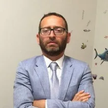 Prof. Dr. Burak Tatlı — İstanbul. Portre fotoğrafı.