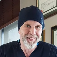 Prof. Dr. Fatih Osman Kurtuluş — Üroloji, Şişli, İstanbul. Portre fotoğrafı.