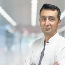 Op. Dr. Gürdal Bozdoğan — Üroloji, Seyhan, Adana. Portre fotoğrafı.