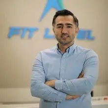 Uzm. Fzt. Bünyamin Haksever — Fizyoterapi Ve Rehabilitasyon, Ankara. Portre fotoğrafı.