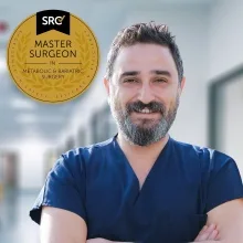 Op. Dr. Tufan Ergenç — İzmir. Portre fotoğrafı.