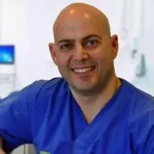 Dr. Dt. Gürkan Erenel — Çankaya, Ankara. Portre fotoğrafı.