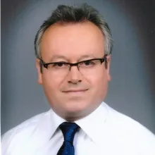 Prof. Dr. İlker Seçkiner — Üroloji, Şahinbey, Gaziantep. Portre fotoğrafı.