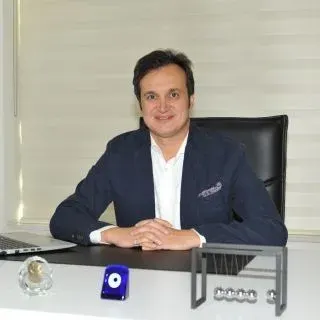 Prof. Dr. Özay Öz profilinde yer alan galeri fotoğrafı.