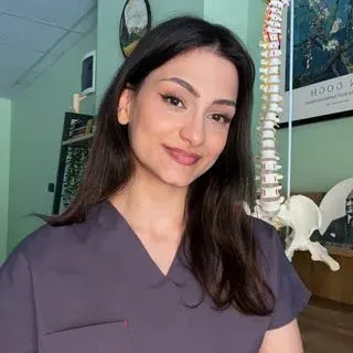 Fzt. Dilara Kalaycı — Fizyoterapi Ve Rehabilitasyon, Trabzon. Portre fotoğrafı.