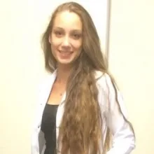 Kl. Psk. Nazlım Aybüke Yalçın — Psikoloji, İstanbul. Portre fotoğrafı.
