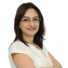 Psk. Cangül Tokmaktepe — Psikoloji, Başakşehir, İstanbul. Portre fotoğrafı.