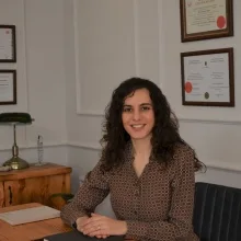 Prof. Dr. Börte Gürbüz Özgür — Çocuk ve Ergen Psikiyatrisi, İzmir. Portre fotoğrafı.