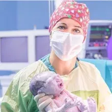 Op. Dr. Betül Pirim Kafalı — Kadın Hastalıkları Ve Doğum, Muğla. Portre fotoğrafı.