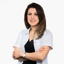 Op. Dr. Hande Yurtsever — Kadın Hastalıkları Ve Doğum, Denizli. Portre fotoğrafı.
