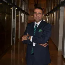 Prof. Dr. Soner Şahin — Beyin Ve Sinir Cerrahisi, Beykoz, İstanbul. Portre fotoğrafı.
