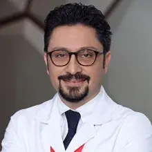 Doç. Dr. İmran Önür — Kardiyoloji, Bahçelievler, İstanbul. Portre fotoğrafı.