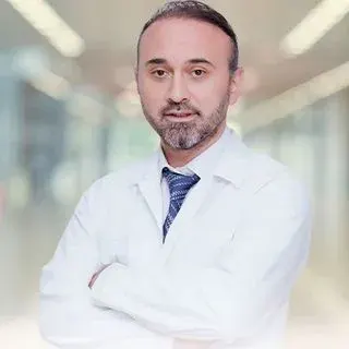 Op. Dr. Zeynel Aslanyılmaz — Göz Hastalıkları, Sincan, Ankara. Portre fotoğrafı.