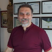 Dr. Bora Küçükyazıcı — İstanbul. Portre fotoğrafı.