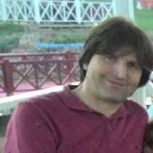Uzm. Dkt. Ali Uğur Beştay — Dil ve Konuşma Terapisi, Ümraniye, İstanbul. Portre fotoğrafı.