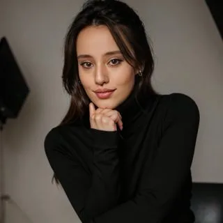 Psk. İrem Nur Bayır — İzmir. Portre fotoğrafı.