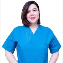 Dt. Zeynep Gürsel — Diş Hekimi, İstanbul. Portre fotoğrafı.