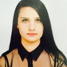 Dyt. Hacer Yeşilbayrak Akça — Diyetisyen, Kahramanmaraş. Portre fotoğrafı.