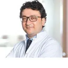 Prof. Dr. Fatih Uruç — Üroloji, İstanbul. Portre fotoğrafı.