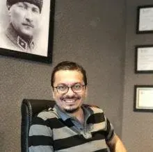 Op. Dr. Murat Üstündağ — Kulak Burun Boğaz, Bahçelievler, İstanbul. Portre fotoğrafı.