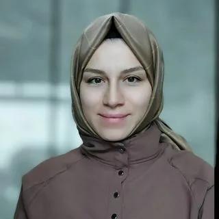 Uzm. Psk. Merve Fıçıcı — Psikoloji, İstanbul. Portre fotoğrafı.