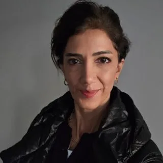 Op. Dr. Ebru Erdemoğlu — Isparta. Portre fotoğrafı.