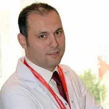 Doç. Dr. Resul Arısoy — Kadın Hastalıkları Ve Doğum, Şişli, İstanbul. Portre fotoğrafı.
