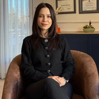 Psk. Gülderen Demir Çetin — Gaziantep. Portre fotoğrafı.