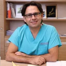 Prof. Dr. Mehmet İşyar — Ortopedi Ve Travmatoloji, Ataşehir, İstanbul. Portre fotoğrafı.