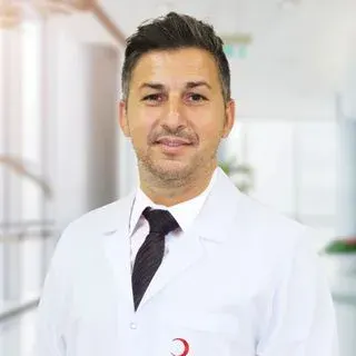 Prof. Dr. Engin Çetinkaya — Ortopedi Ve Travmatoloji, Maltepe, İstanbul. Portre fotoğrafı.