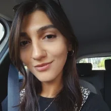 Psk. Dan. Ayça Eryiğit — Psikolojik Danışma ve Rehberlik, Adana. Portre fotoğrafı.