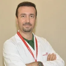 Doç. Dr. Kahraman Coşansu — Kardiyoloji, Bahçelievler, İstanbul. Portre fotoğrafı.