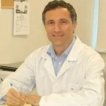 Op. Dr. Erkan Yıldırım — Göğüs Cerrahisi, İstanbul. Portre fotoğrafı.