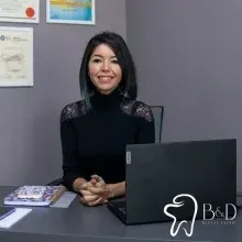 Uzm. Dt. Esra Akkoyunoğlu — Ankara. Portre fotoğrafı.