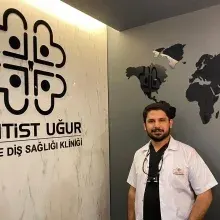 Dt. Uğur Yorgun — Diş Hekimi, Van. Portre fotoğrafı.