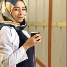 Psk. Melike Yılmaz — Psikoloji, İstanbul. Portre fotoğrafı.