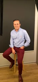 Prof. Dr. Ethem Şahin profilinde yer alan galeri fotoğrafı.
