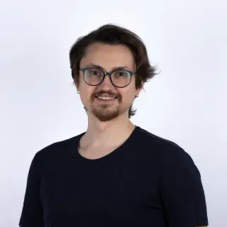 Dt. Bülent Keskin profilinde yer alan galeri fotoğrafı.