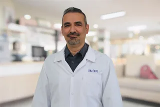 Uzm. Dr. Mustafa Adatepe İzmir